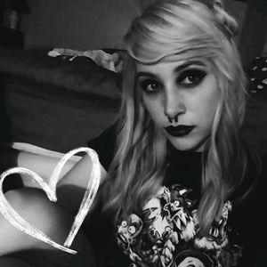 Meet your Posher, Julie